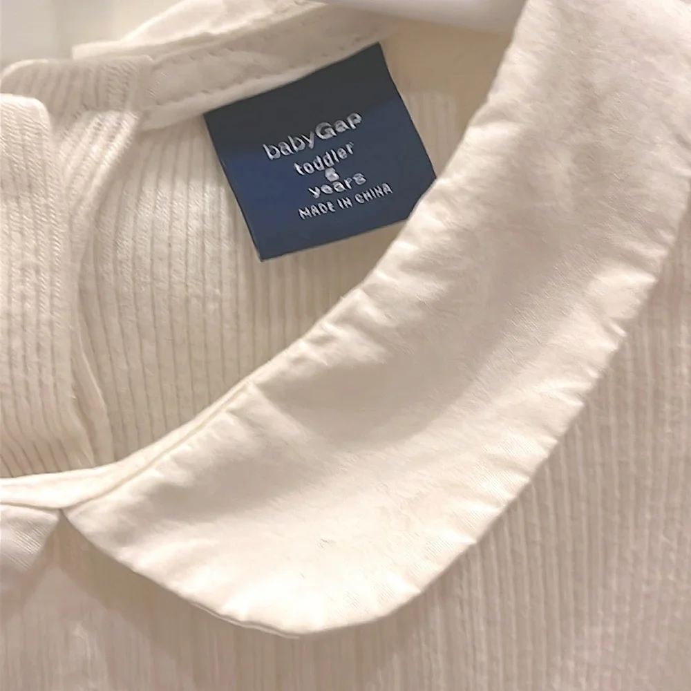 2/$15 Gap kids Peter Pan collar all cotton 5T long-sleeved ribbed cream shirt - Picture 2 of 5